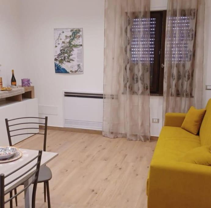 Rosa'S House - Casa Vacanza Vicina Al Mare Vico Equense Kültér fotó